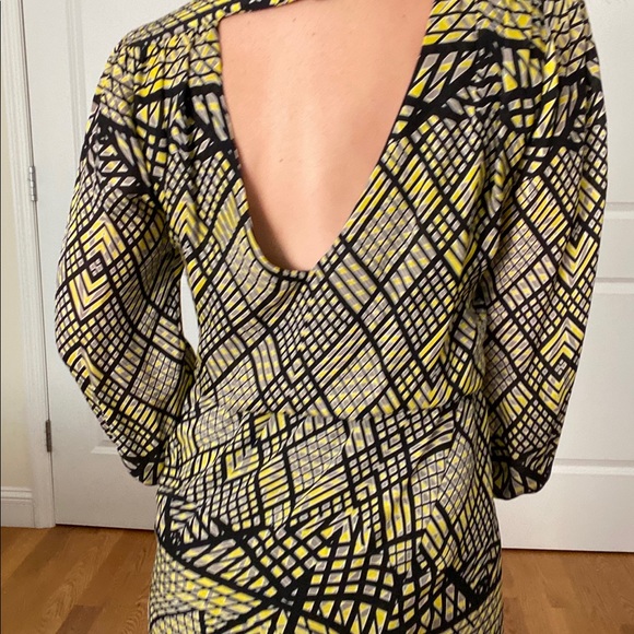 Parker graphic open back above the knee dress S - Picture 7 of 8